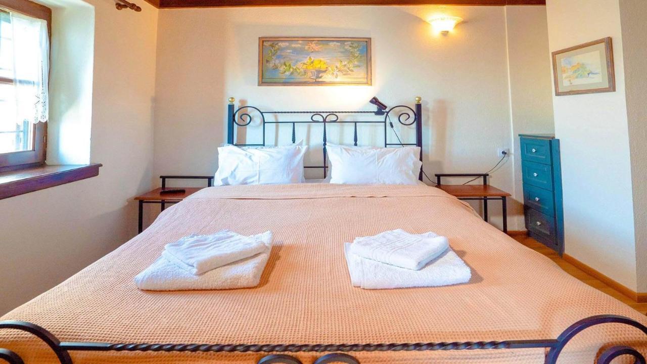 Ferienwohnung Chrissi Nefeli Agios Georgios Nileias Exterior foto