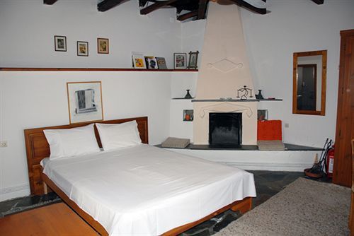 Ferienwohnung Chrissi Nefeli Agios Georgios Nileias Exterior foto